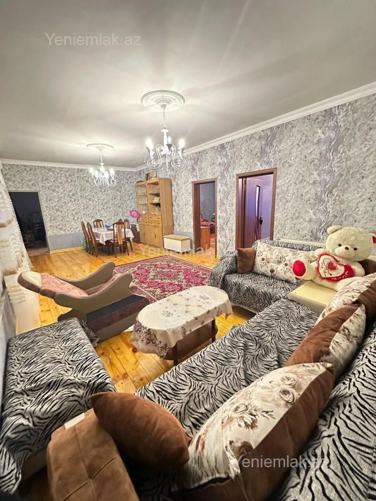 Satılır 5 otaqlı həyət evi 140 m²