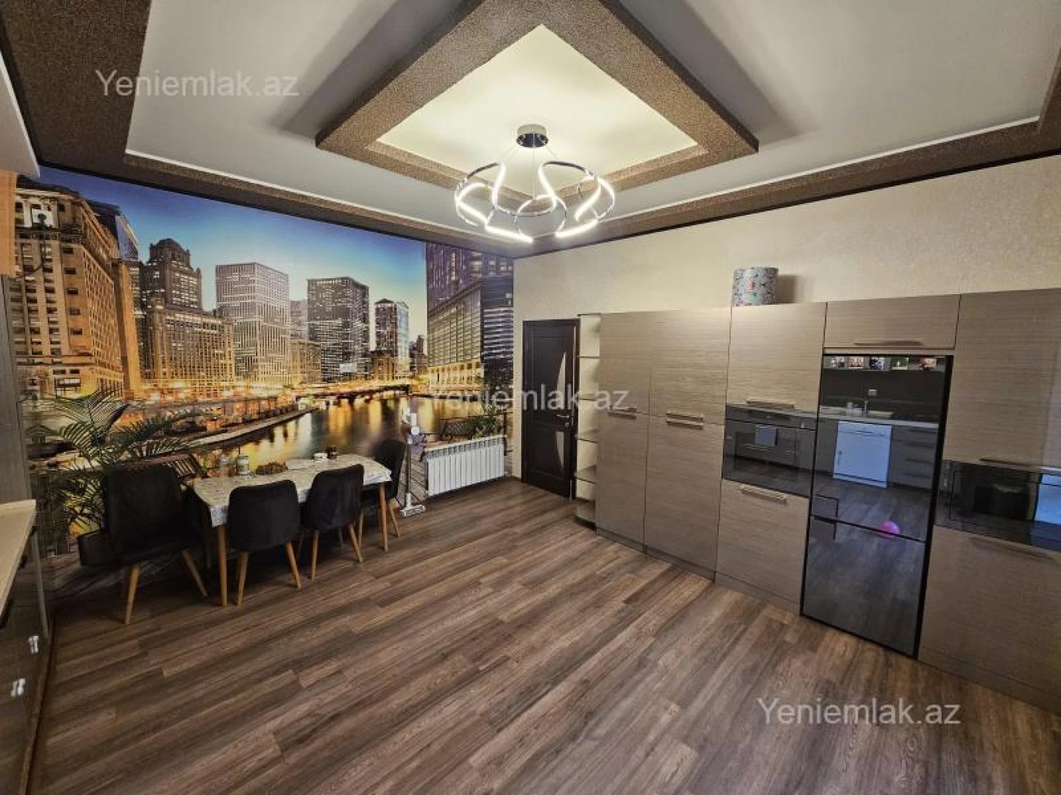 Satılır 4 otaqlı həyət evi 222 m²