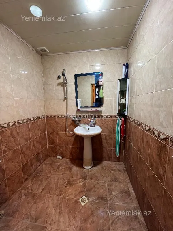 Satılır 3 otaqlı yeni tikili 85 m²