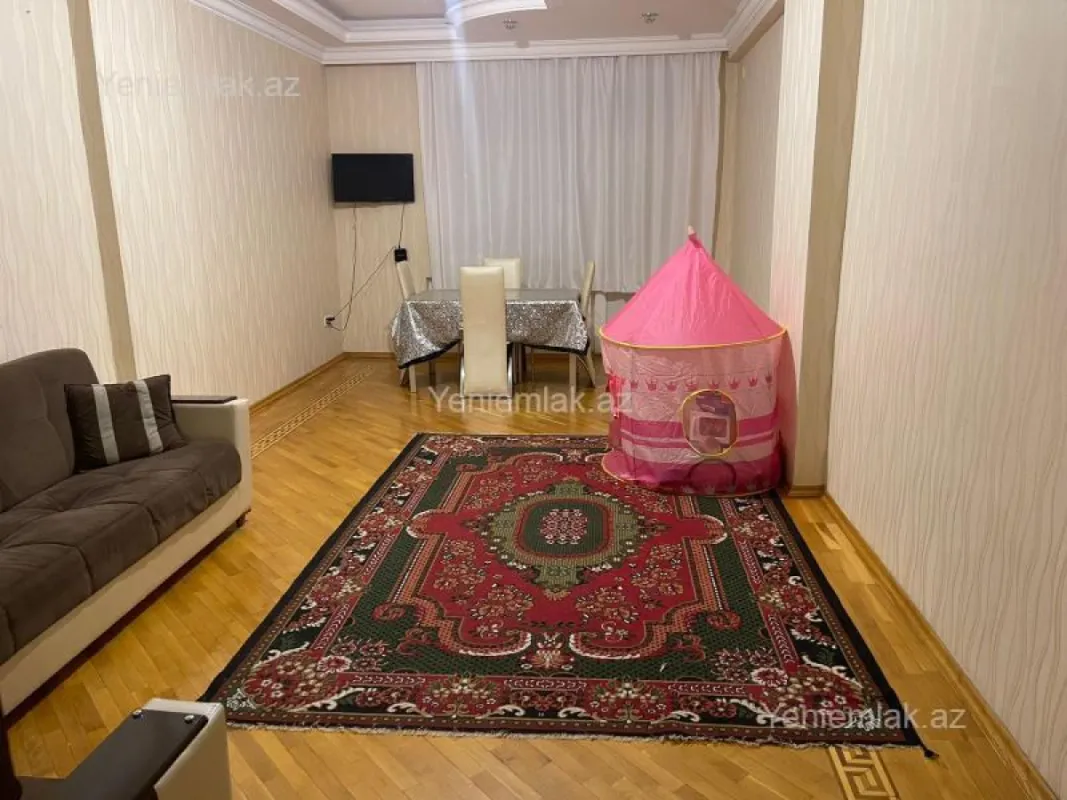 Satılır 3 otaqlı yeni tikili 118 m²