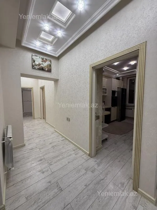 Satılır 3 otaqlı yeni tikili 109 m²