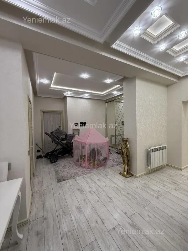 Satılır 3 otaqlı yeni tikili 109 m²