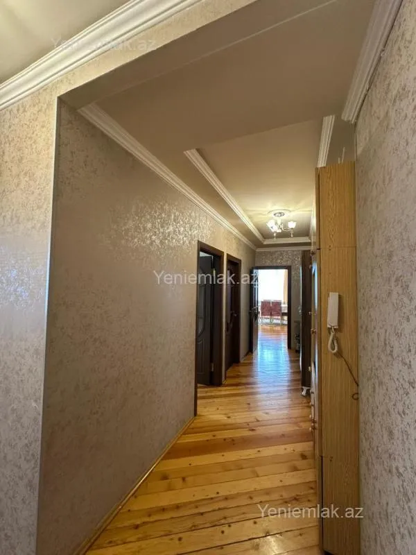 Satılır 3 otaqlı yeni tikili 100 m²