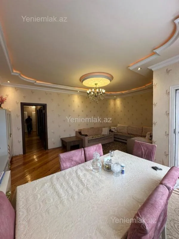 Satılır 3 otaqlı yeni tikili 100 m²