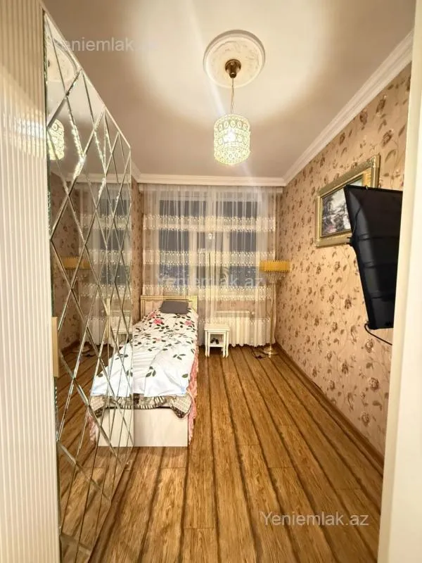 Satılır 2 otaqlı yeni tikili 45 m²