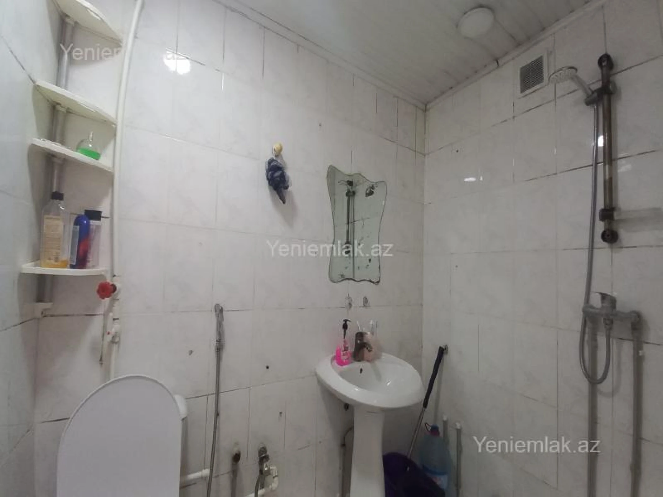 Satılır 2 otaqlı köhnə tikili 47 m²