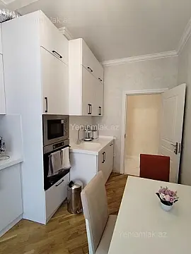 Satılır 2 otaqlı yeni tikili 102 m²