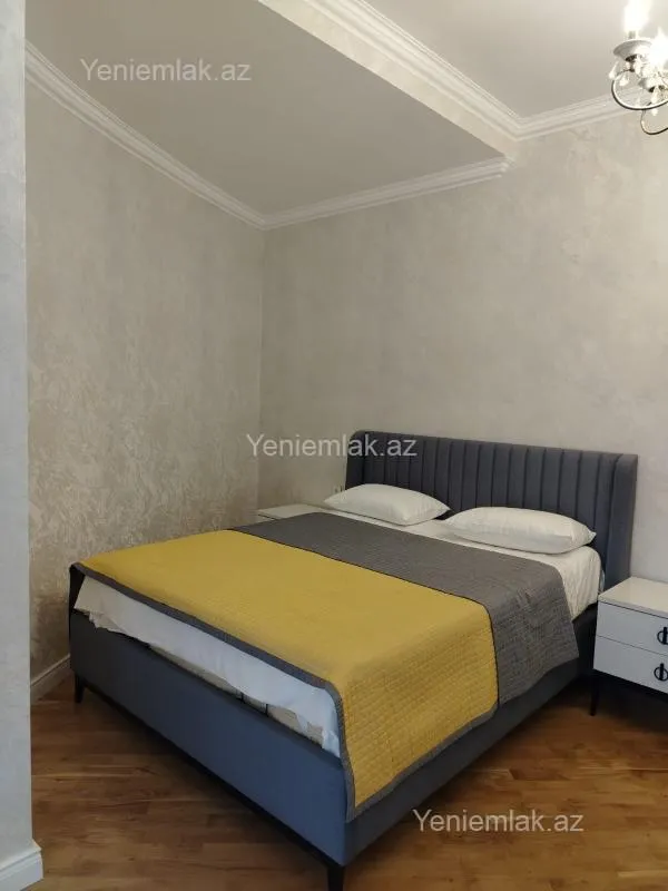 Satılır 2 otaqlı yeni tikili 102 m²