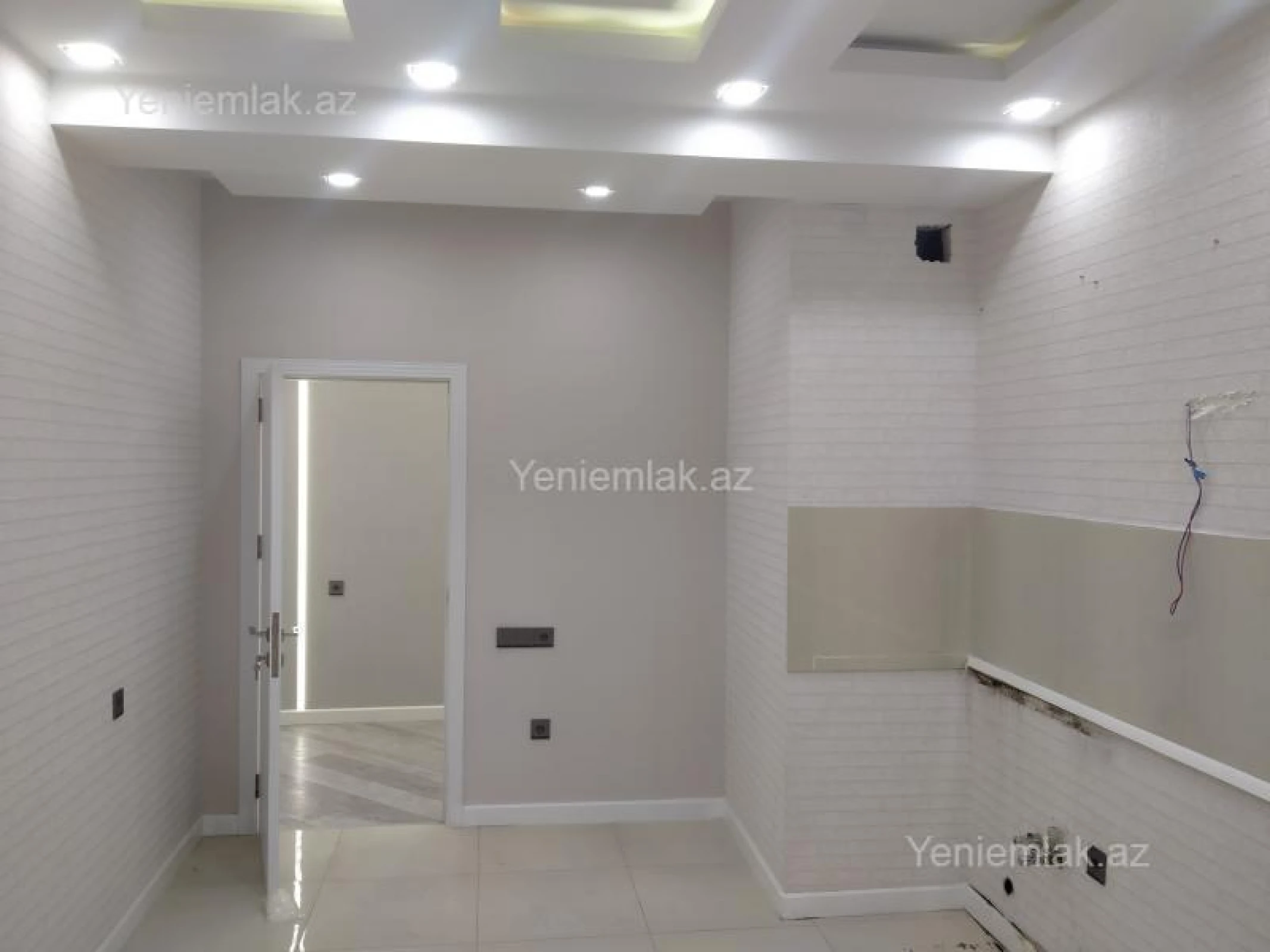 Satılır 3 otaqlı yeni tikili 121 m²