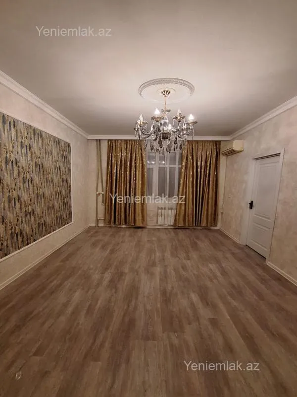 Satılır 2 otaqlı köhnə tikili 40 m²