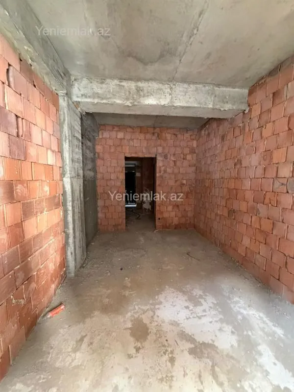 Satılır 2 otaqlı yeni tikili 60 m²