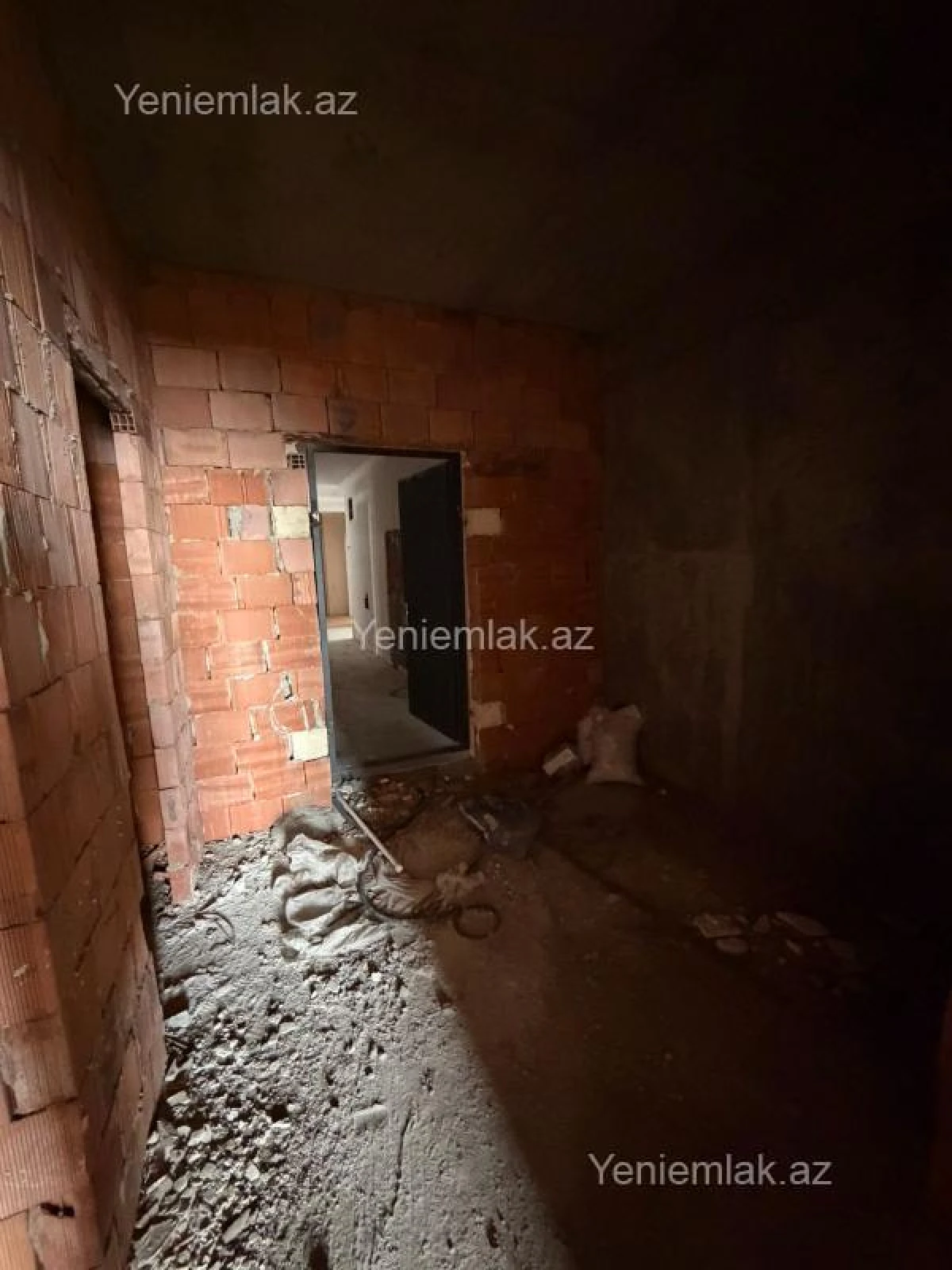 Satılır 2 otaqlı yeni tikili 60 m²