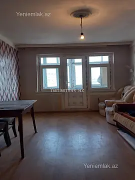 Satılır 2 otaqlı köhnə tikili 30 m²