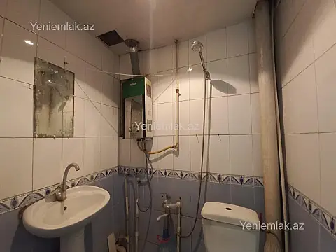Satılır 2 otaqlı köhnə tikili 30 m²