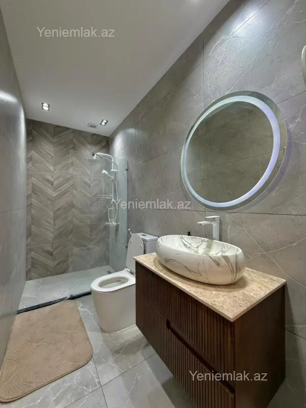 Satılır 6 otaqlı həyət evi 220 m²