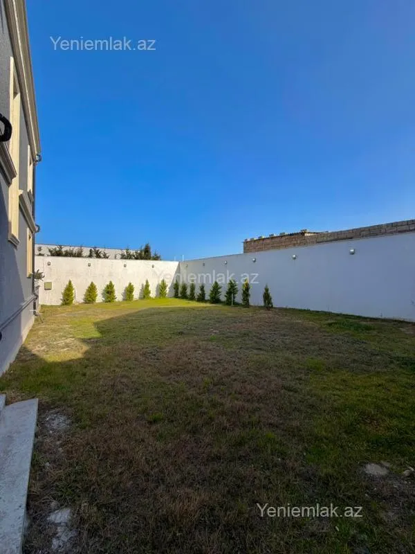 Satılır 6 otaqlı həyət evi 220 m²