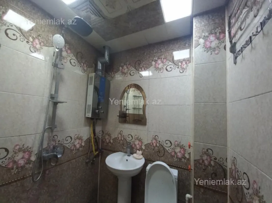 Satılır 1 otaqlı köhnə tikili 37 m²