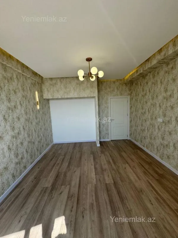 Satılır 3 otaqlı yeni tikili 84 m²