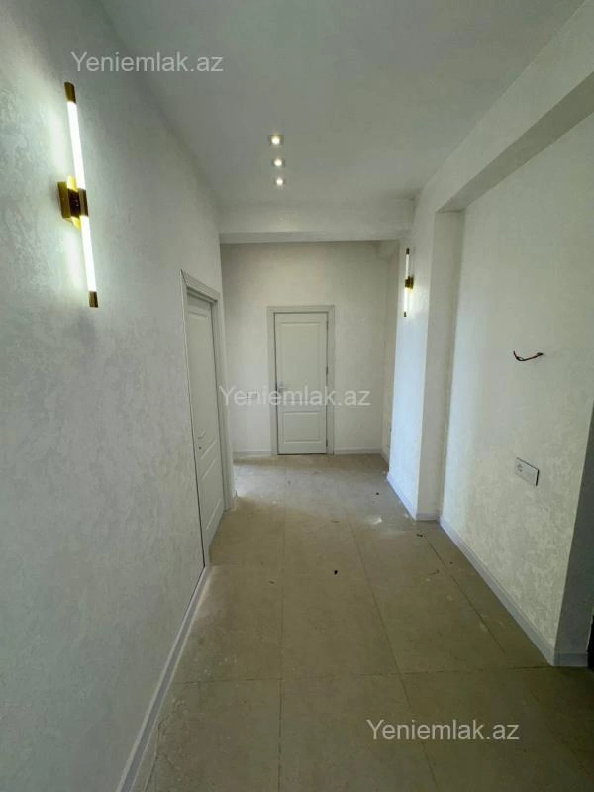 Satılır 3 otaqlı yeni tikili 84 m²
