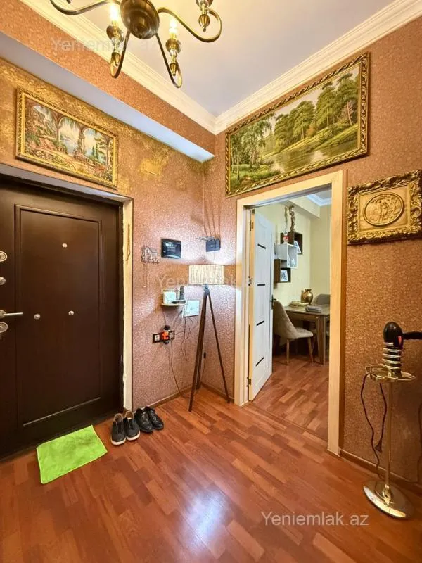 Satılır 3 otaqlı yeni tikili 70 m²