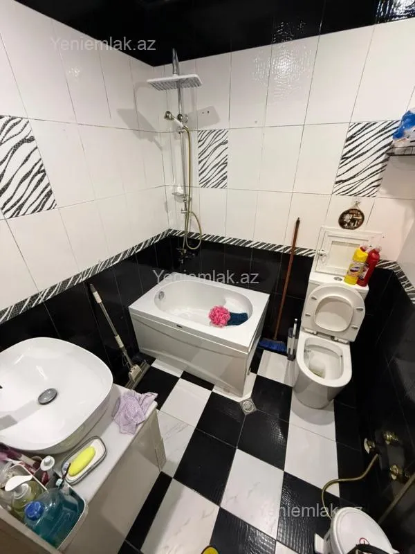 Satılır 3 otaqlı yeni tikili 70 m²