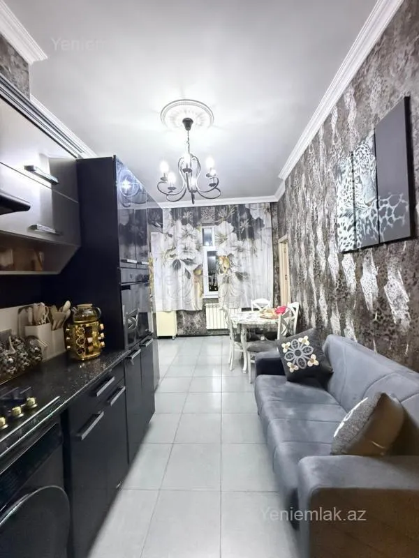 Satılır 3 otaqlı yeni tikili 70 m²