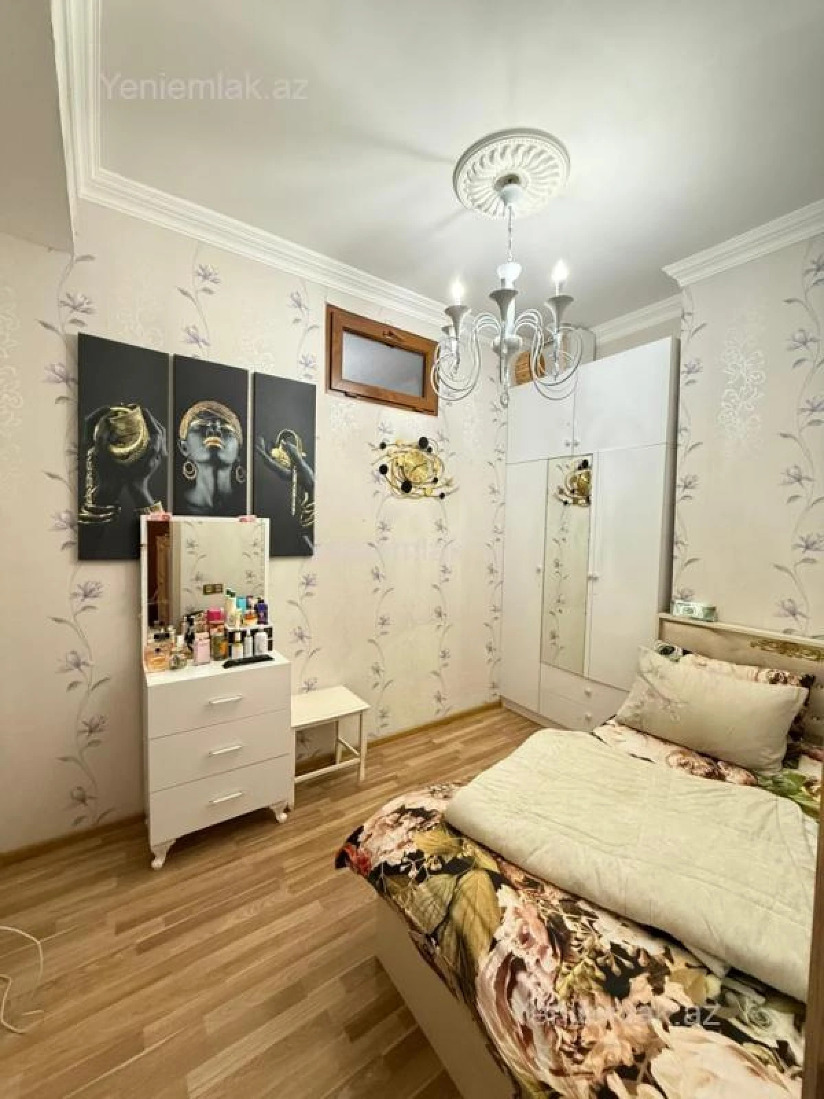 Satılır 3 otaqlı yeni tikili 70 m²