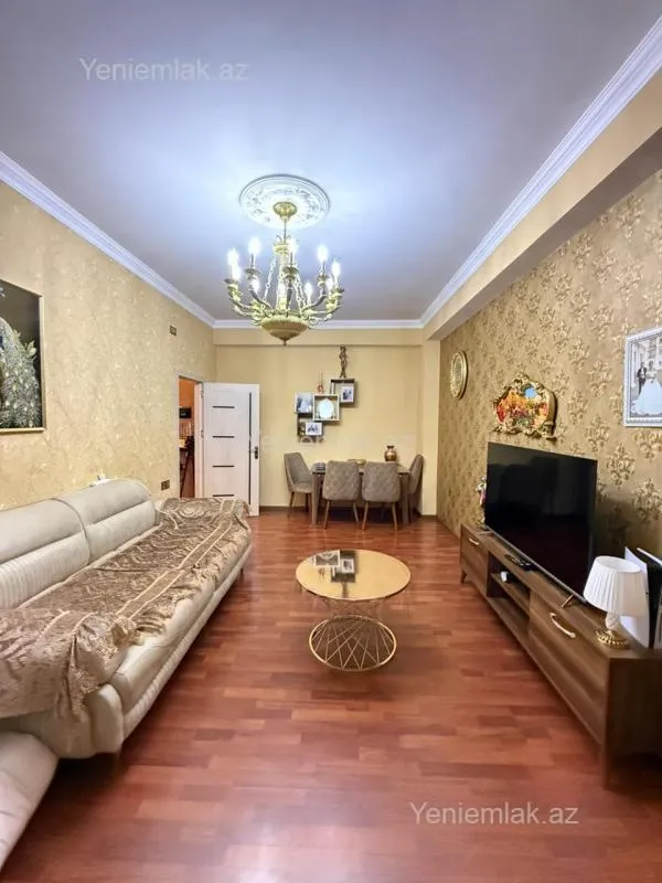 Satılır 3 otaqlı yeni tikili 70 m²