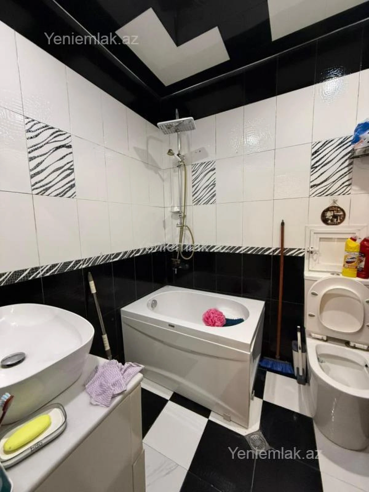 Satılır 3 otaqlı yeni tikili 70 m²