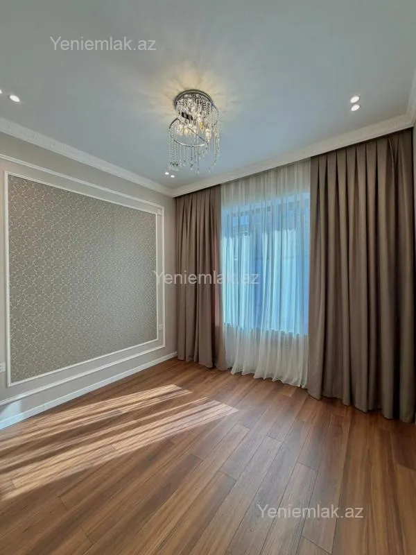 Satılır 4 otaqlı həyət evi 150 m²