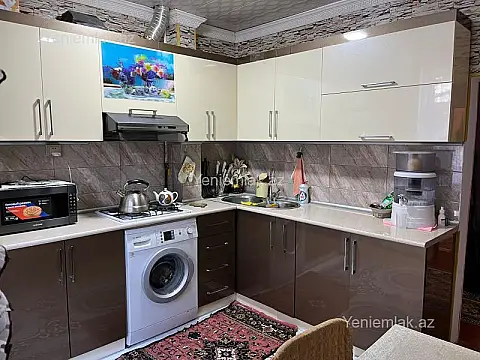 Satılır 3 otaqlı köhnə tikili 70 m²