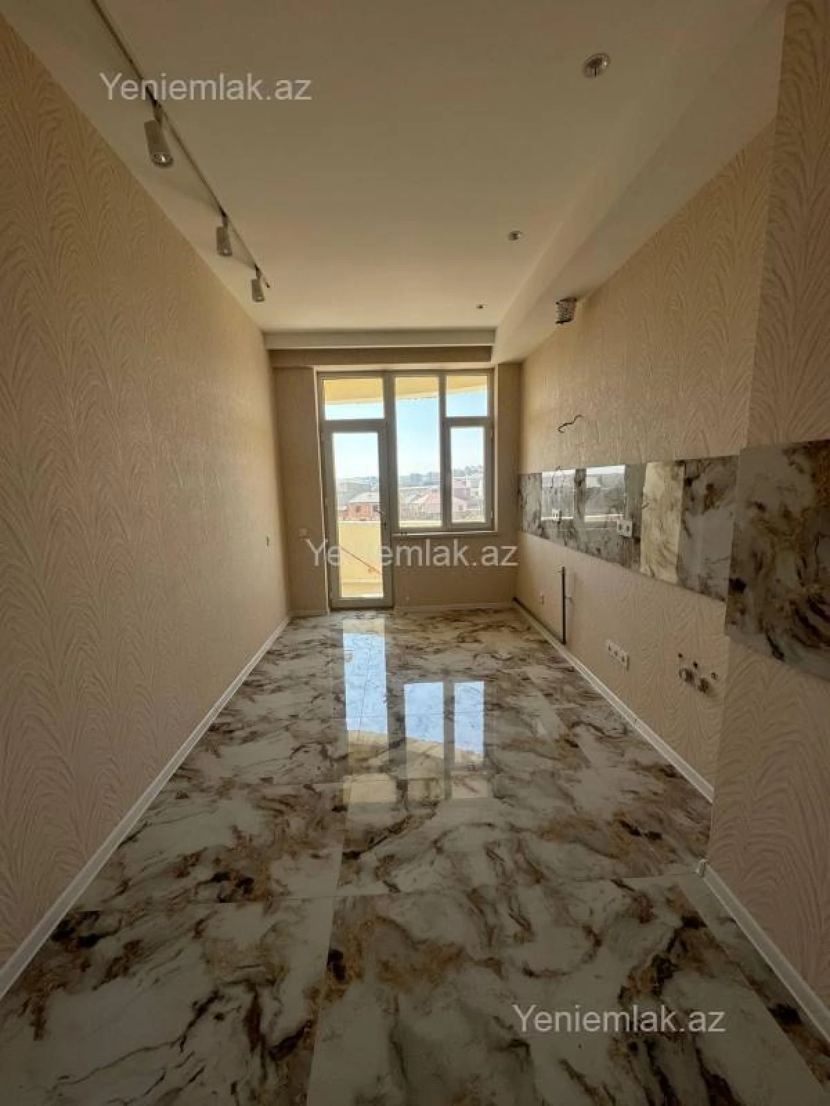 Satılır 3 otaqlı yeni tikili 102 m²