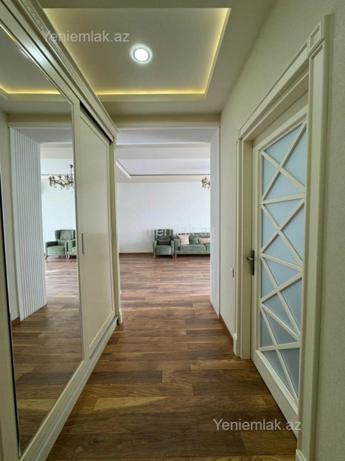 Satılır 3 otaqlı yeni tikili 138 m²
