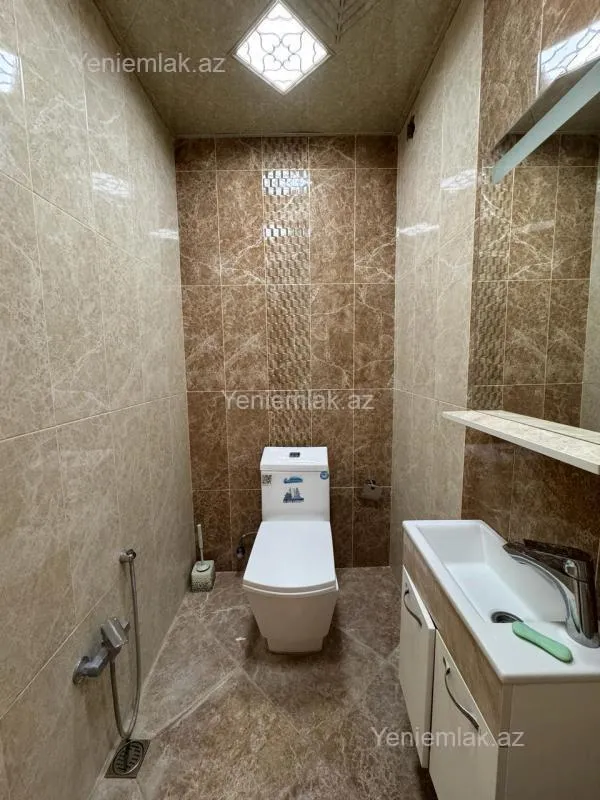 Satılır 3 otaqlı yeni tikili 138 m²