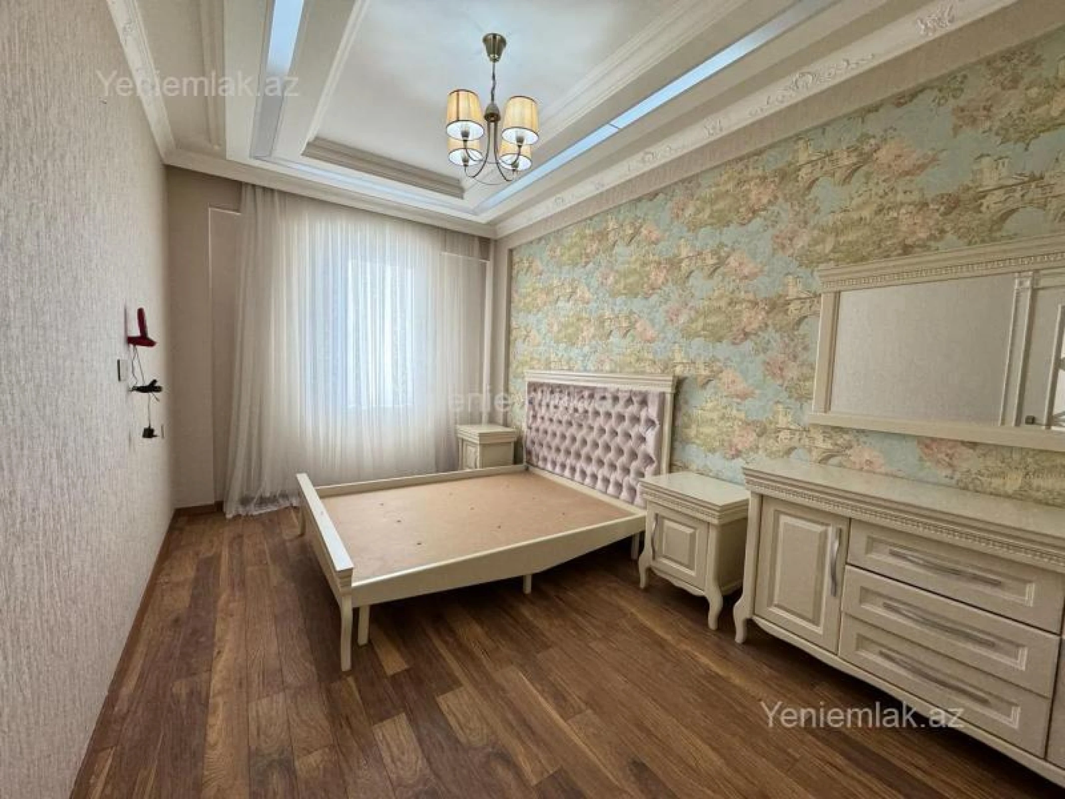 Satılır 3 otaqlı yeni tikili 138 m²