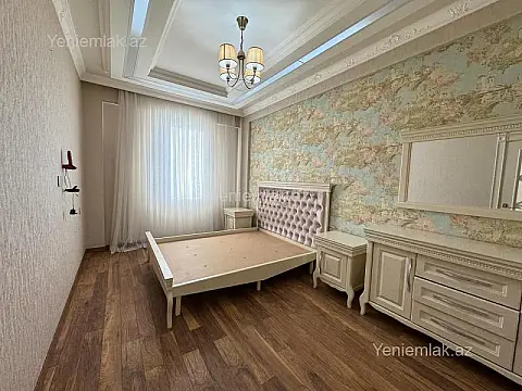 Satılır 3 otaqlı yeni tikili 138 m²