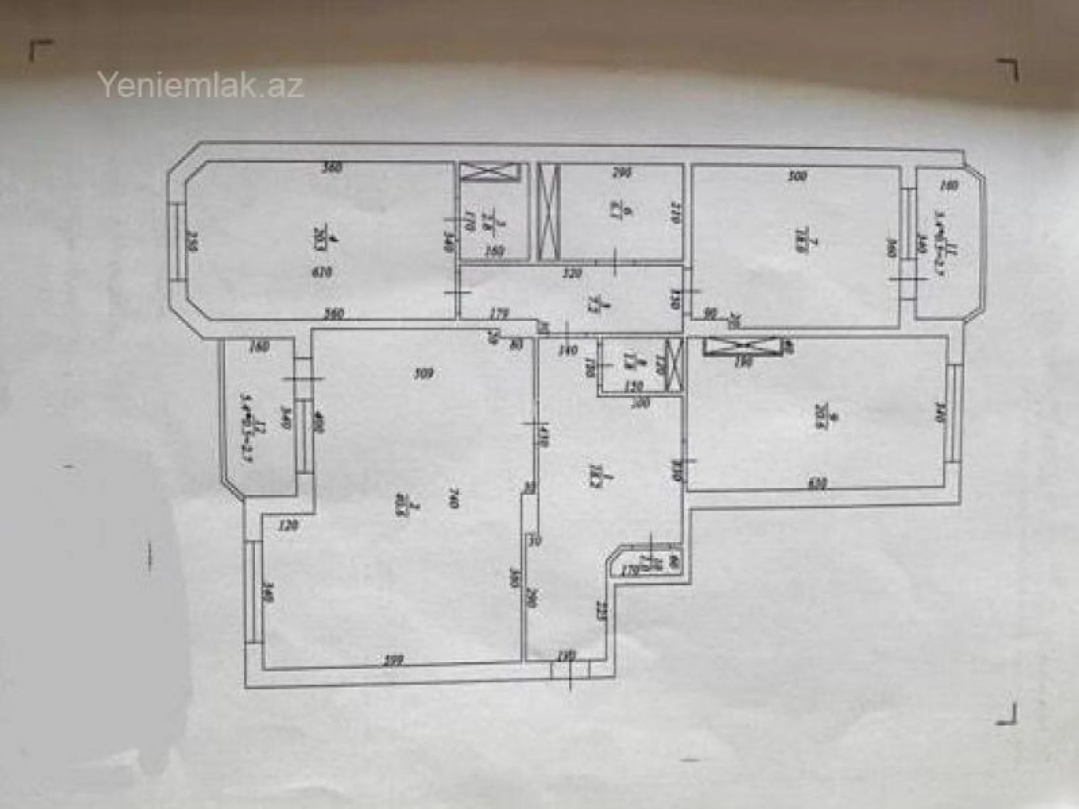 Satılır 3 otaqlı yeni tikili 152 m²