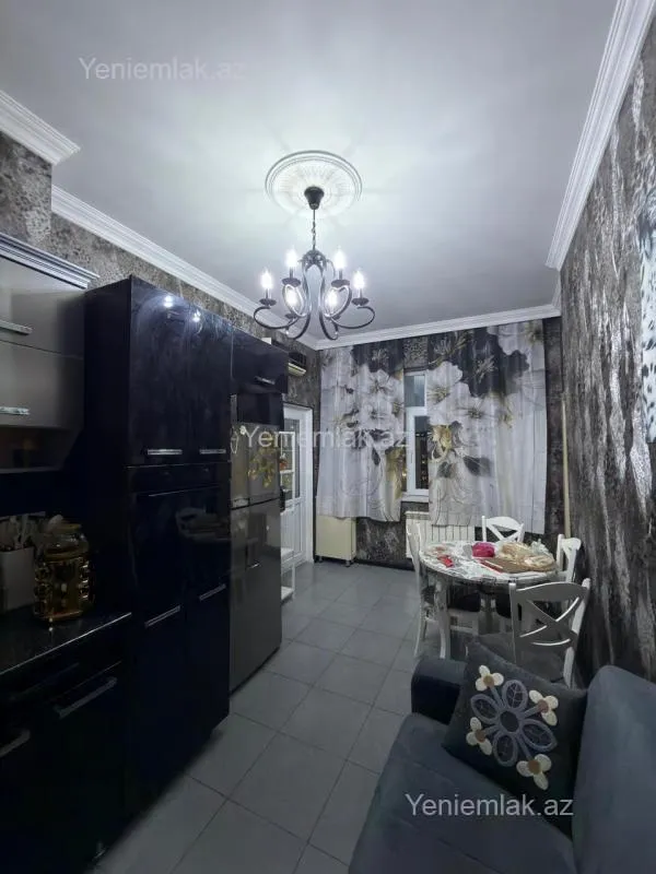 Satılır 3 otaqlı yeni tikili 70 m²