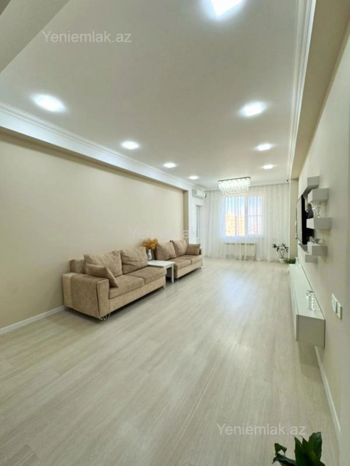 Satılır 3 otaqlı yeni tikili 140 m²
