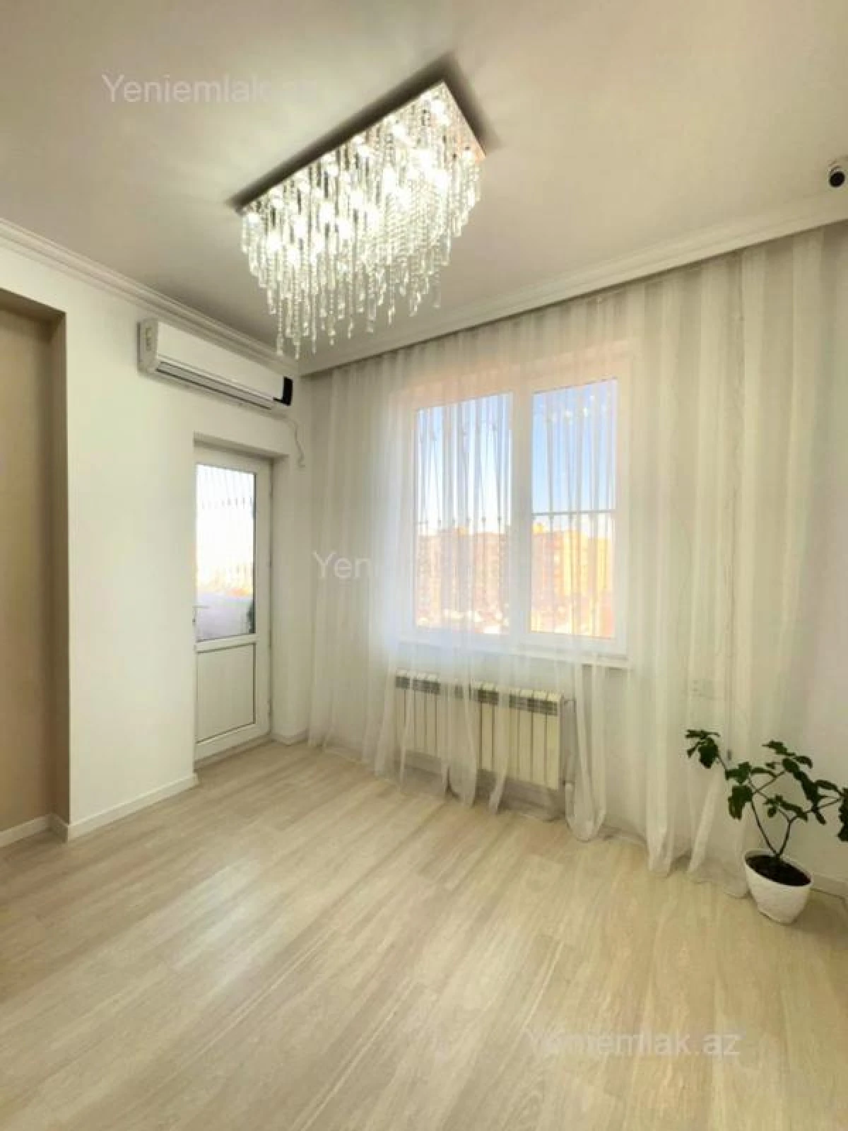 Satılır 3 otaqlı yeni tikili 140 m²