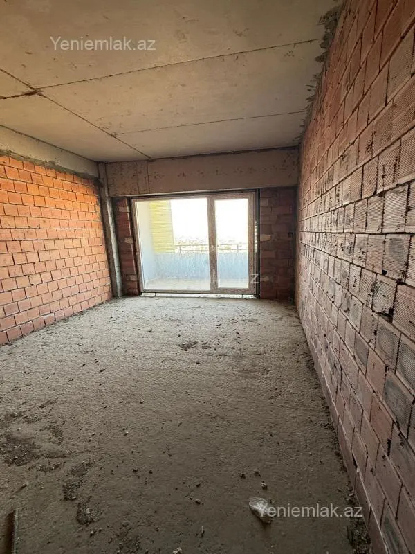 Satılır 3 otaqlı yeni tikili 120 m²