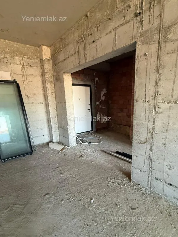 Satılır 3 otaqlı yeni tikili 120 m²