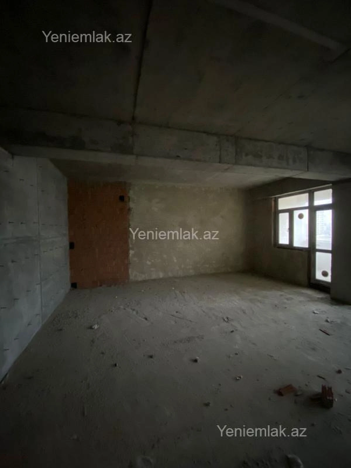 Satılır 3 otaqlı yeni tikili 105 m²