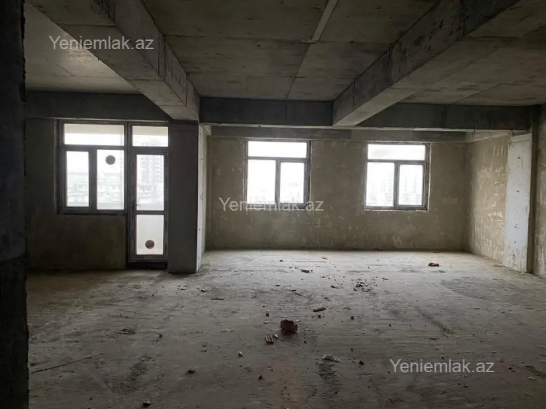 Satılır 3 otaqlı yeni tikili 105 m²