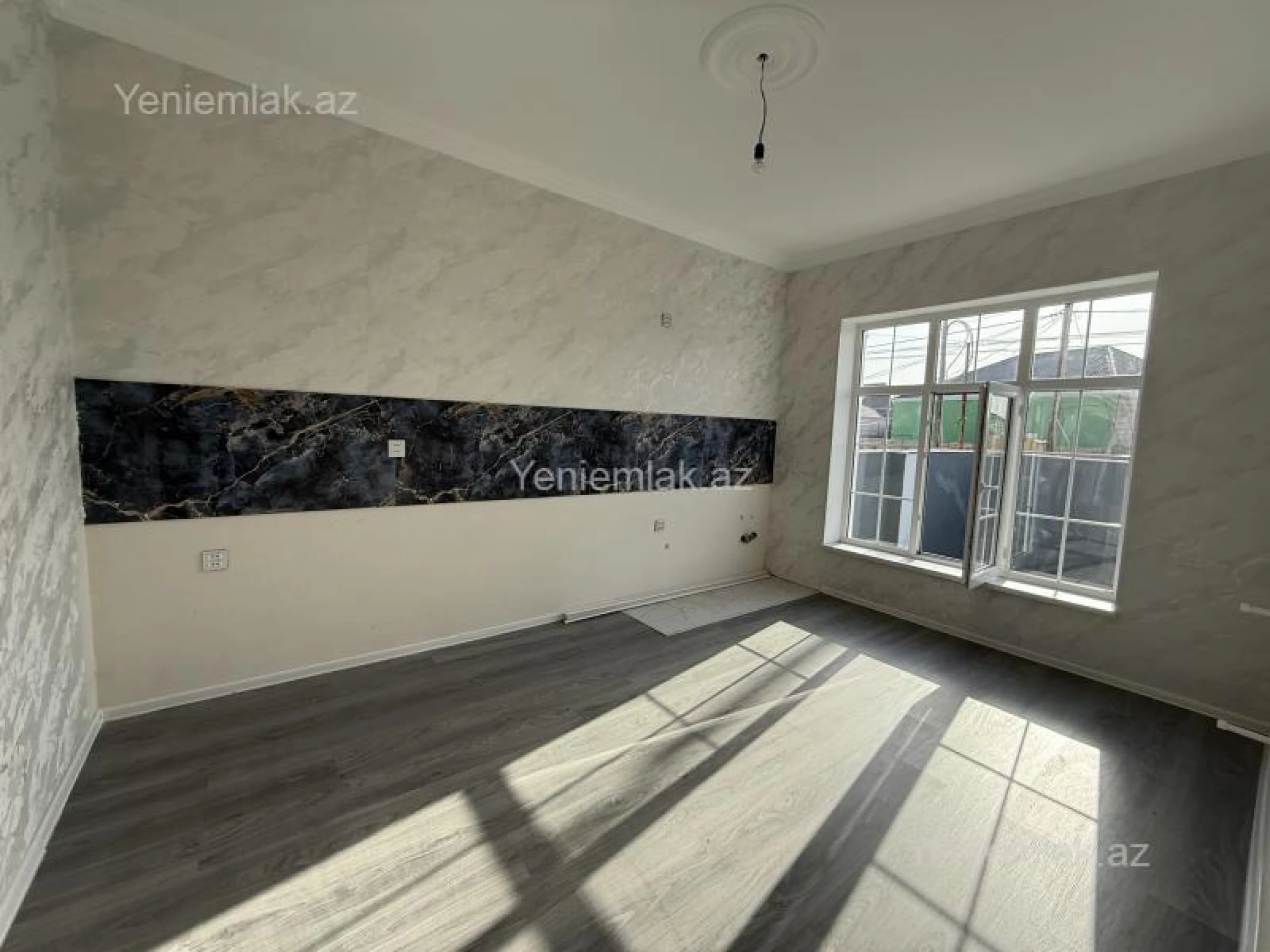 Satılır 4 otaqlı həyət evi 120 m²