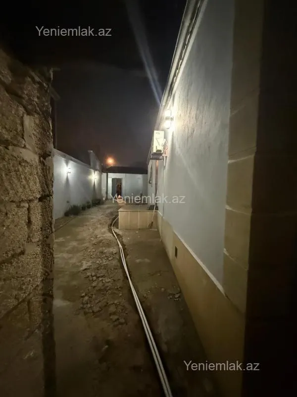 Satılır 4 otaqlı həyət evi 135 m²