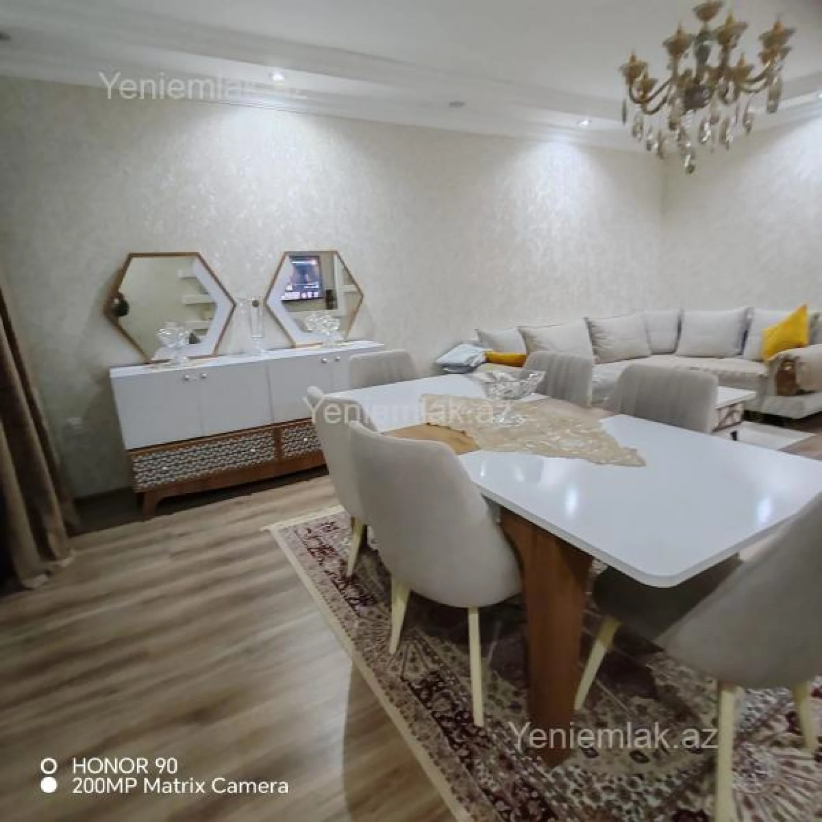 Satılır 4 otaqlı həyət evi 135 m²