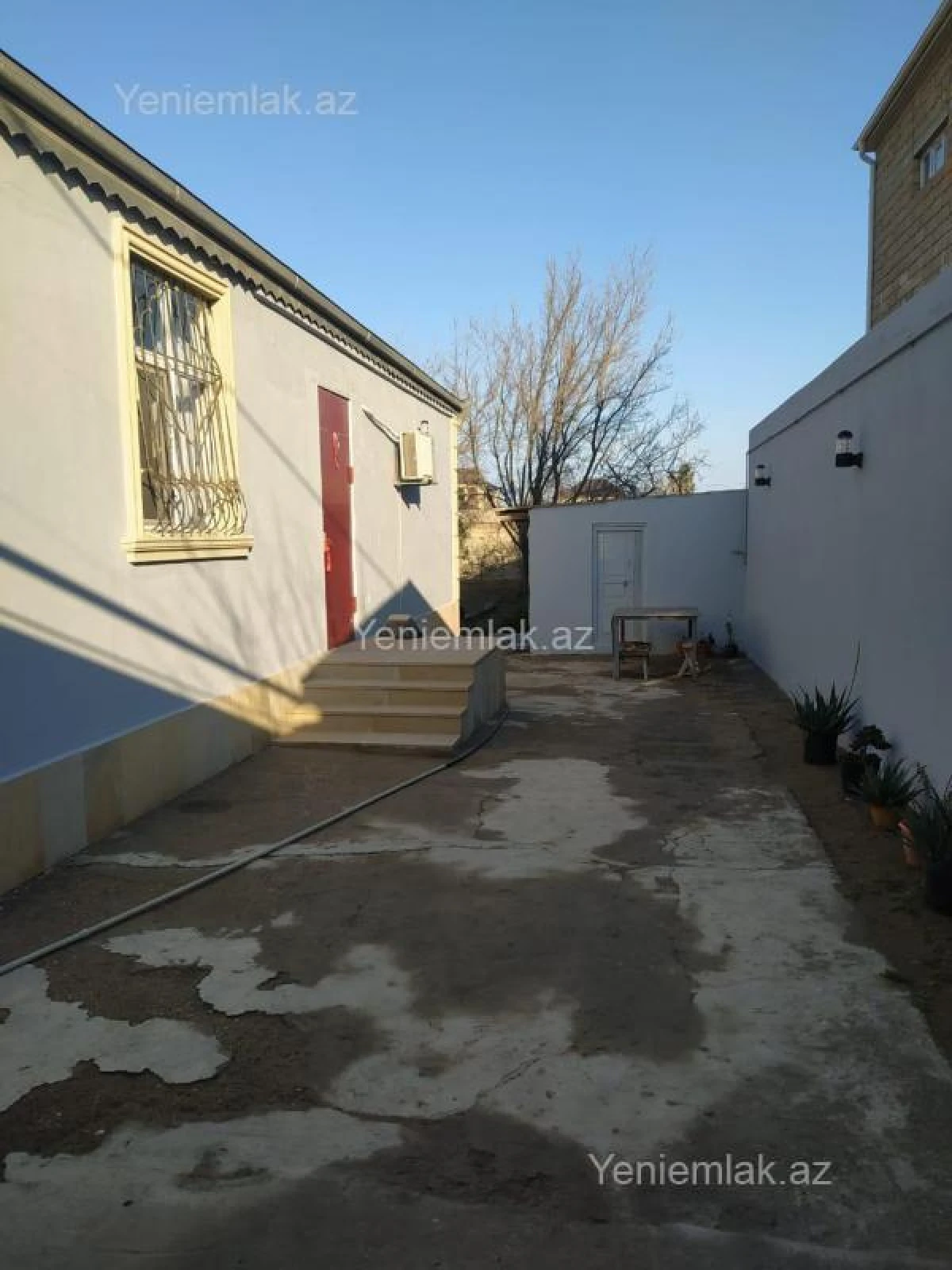 Satılır 4 otaqlı həyət evi 135 m²