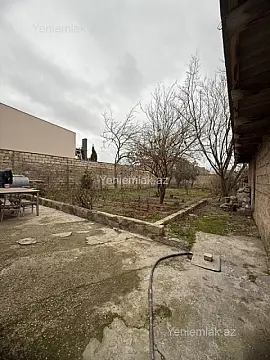 Satılır 4 otaqlı həyət evi 135 m²