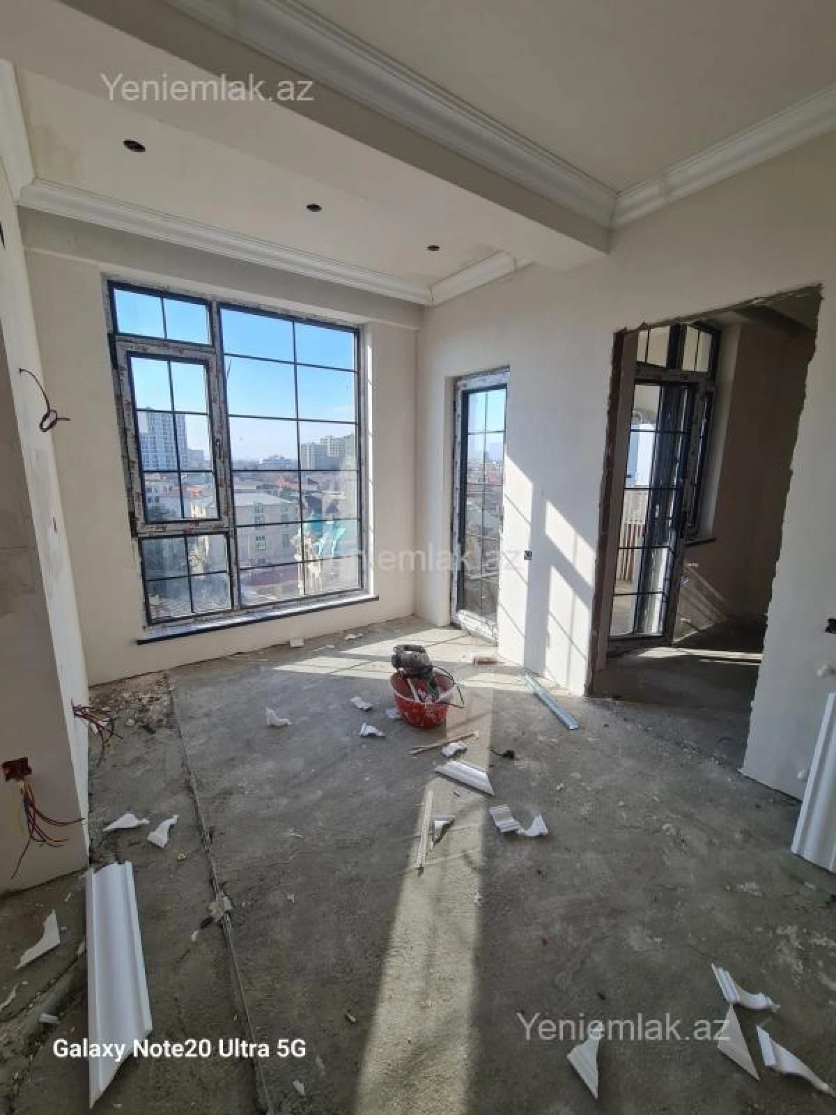 Satılır 2 otaqlı yeni tikili 76 m²